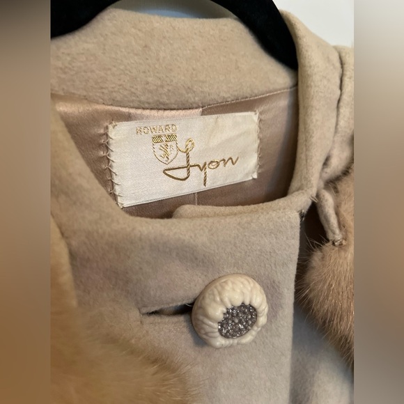 FURLAINE Vintage 50s 60s Women's Beige Coat with Mink Fur Collar, Size S - Picture 10 of 16